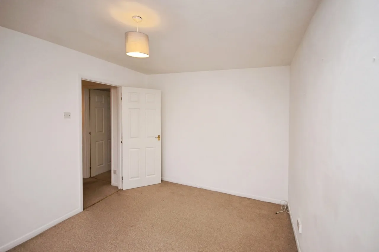 Pennine Road, Oldland Common, Bristol, BS30, photo 13