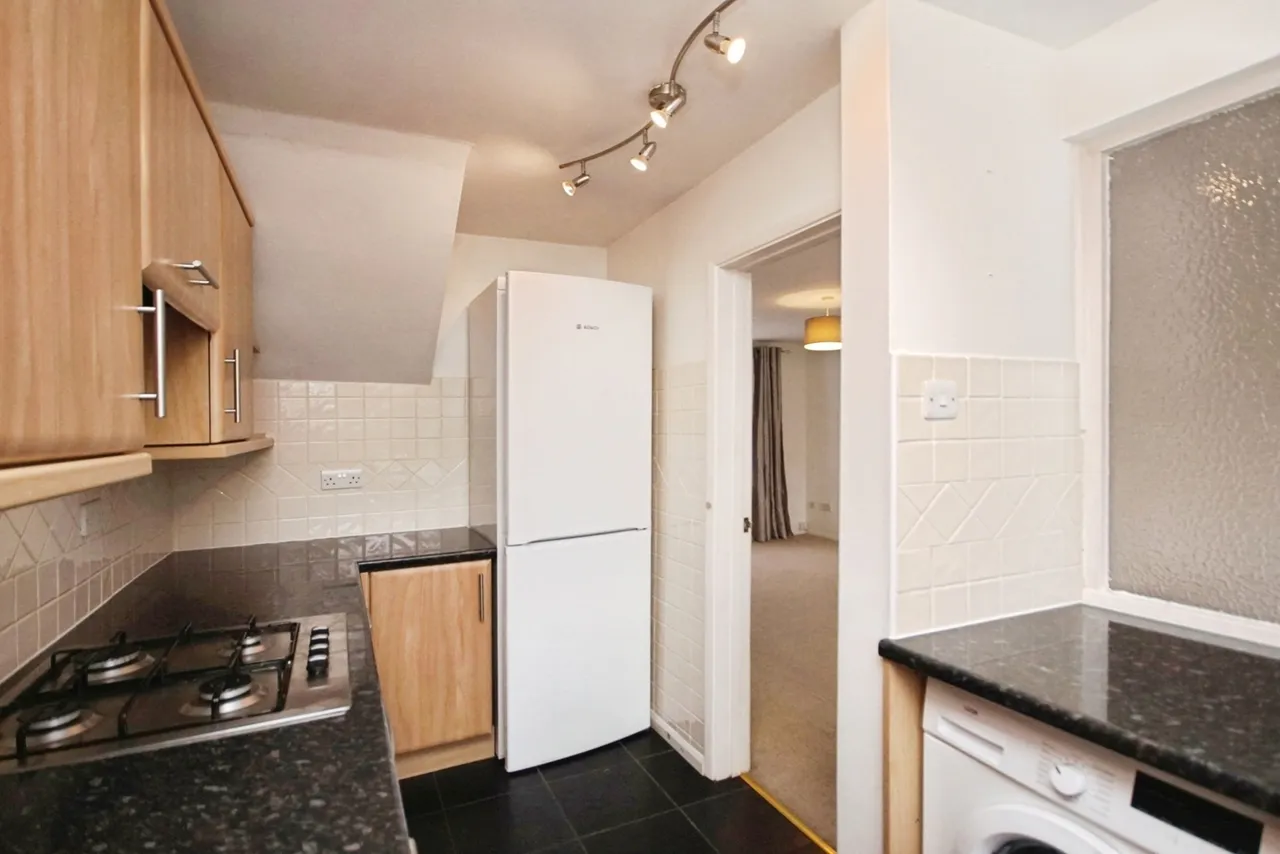 Pennine Road, Oldland Common, Bristol, BS30, photo 6
