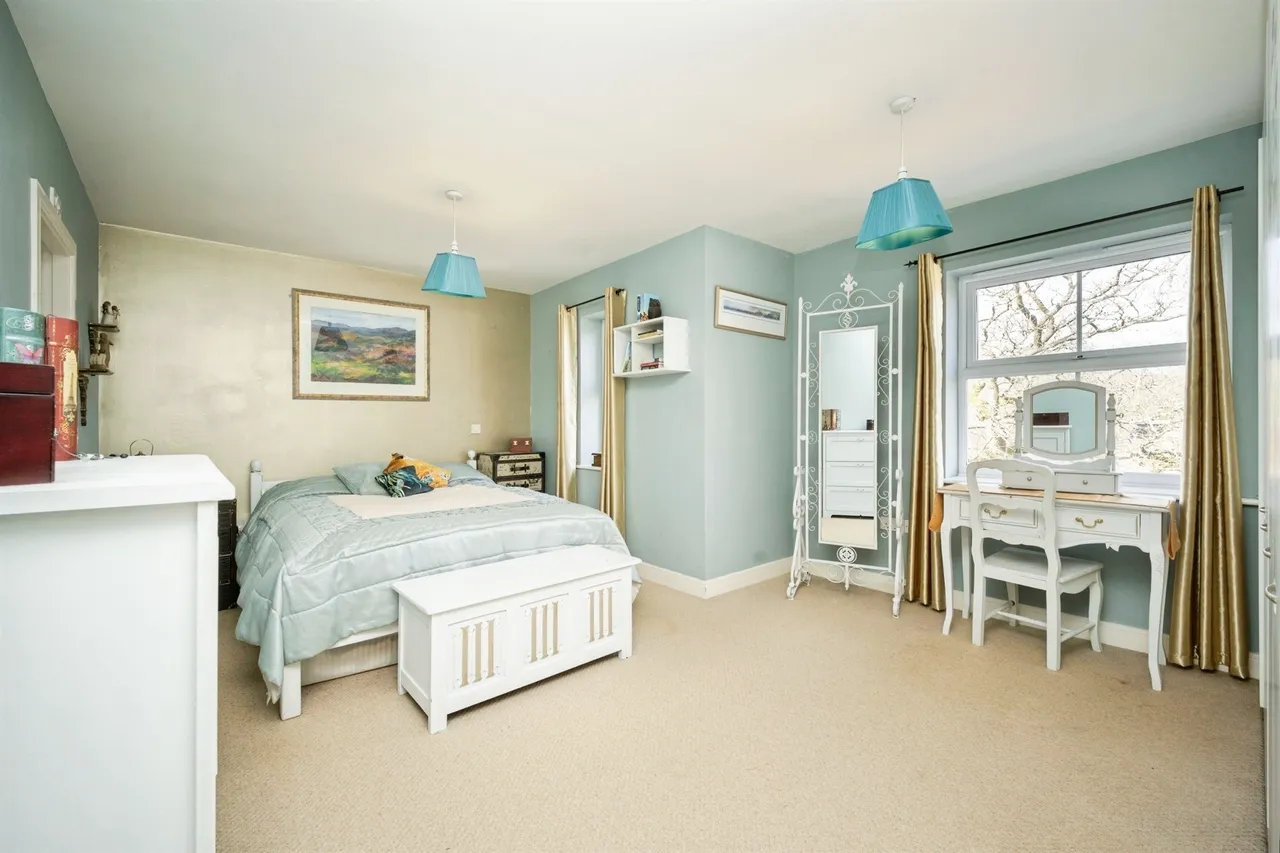 Dickens Heath Road, Shirley, B90, photo 11