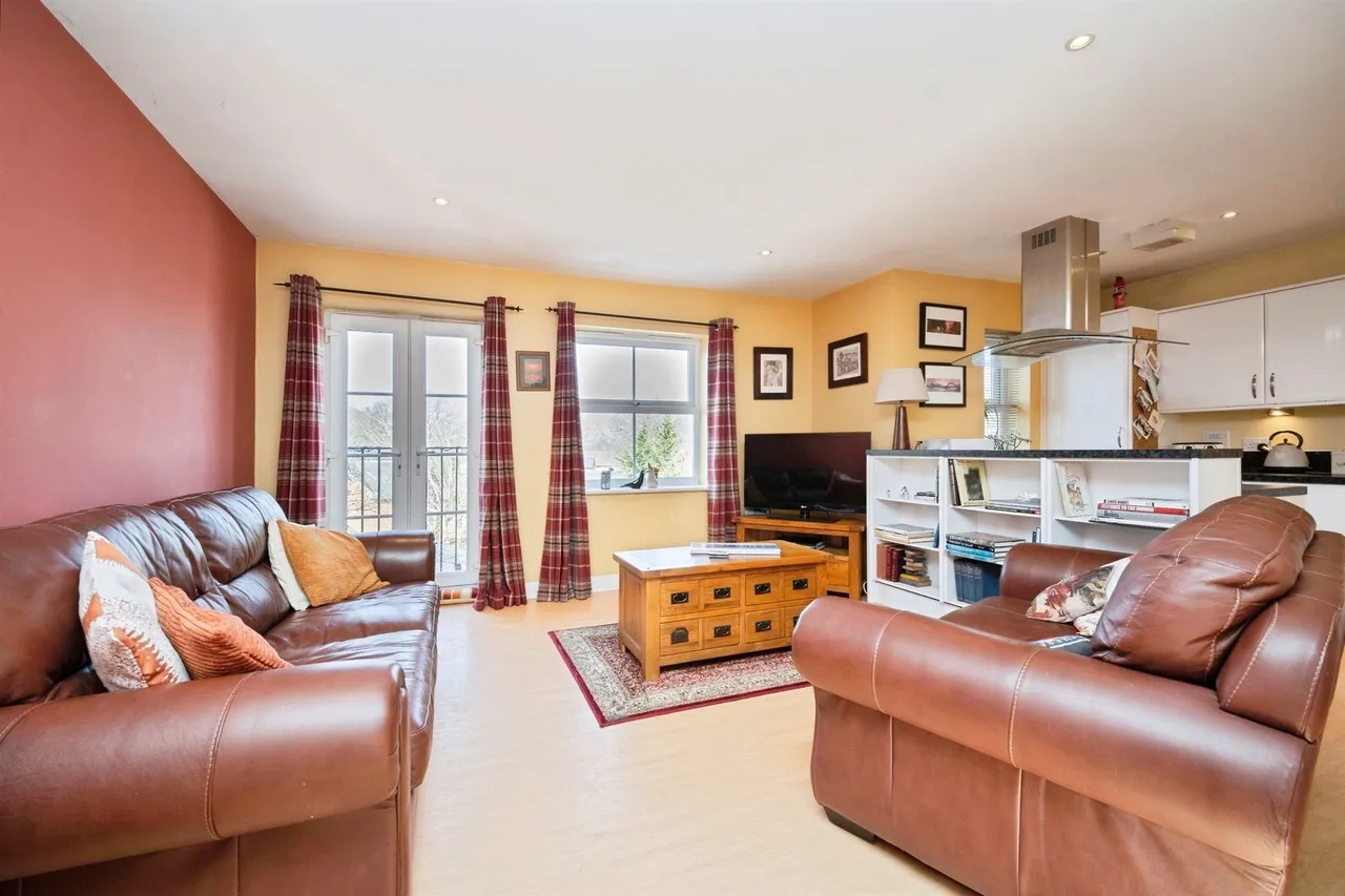 Dickens Heath Road, Shirley, B90, photo 4