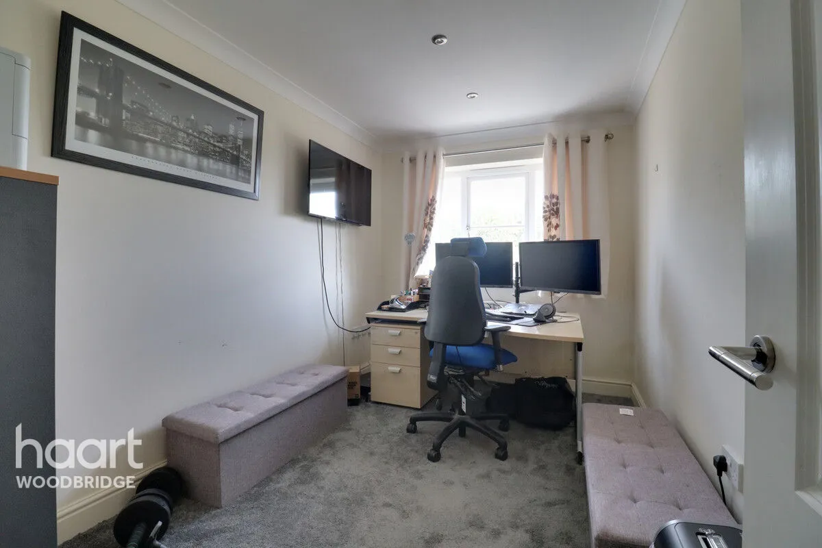 Cavell Close, Bawdsey, IP12, photo 8