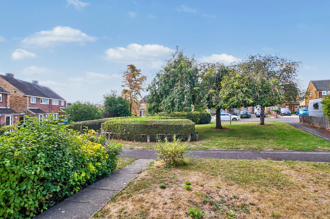 Mansfield Road, Basingstoke, RG22, photo 15