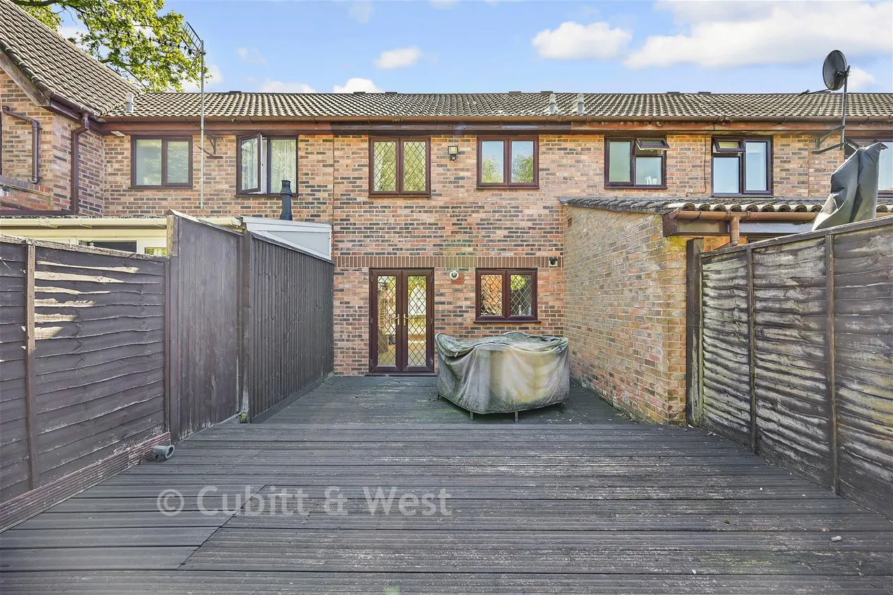 Fleetwood Close, Tadworth, KT20, photo 11