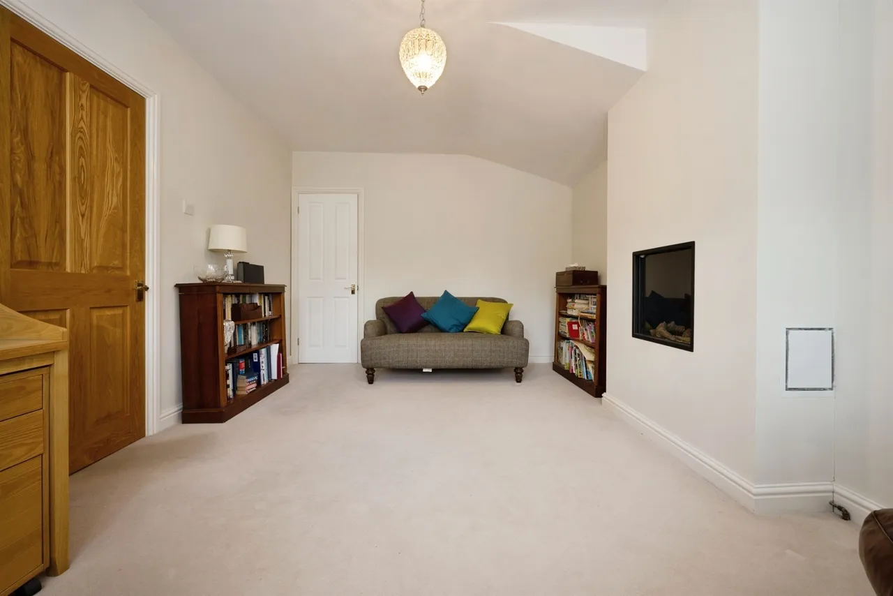 Marroway, Weston Turville, HP22, photo 12