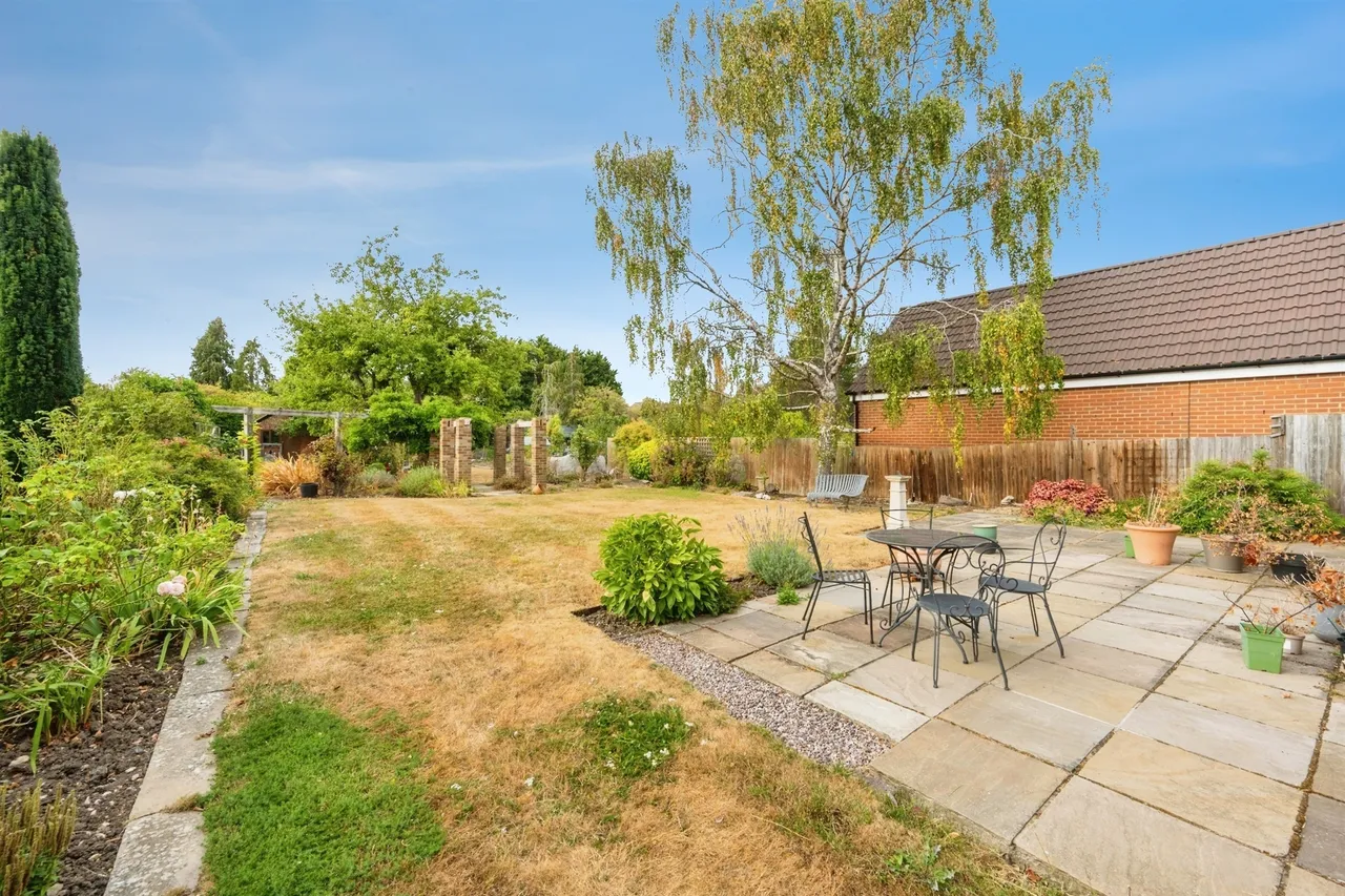 Marroway, Weston Turville, HP22, photo 23