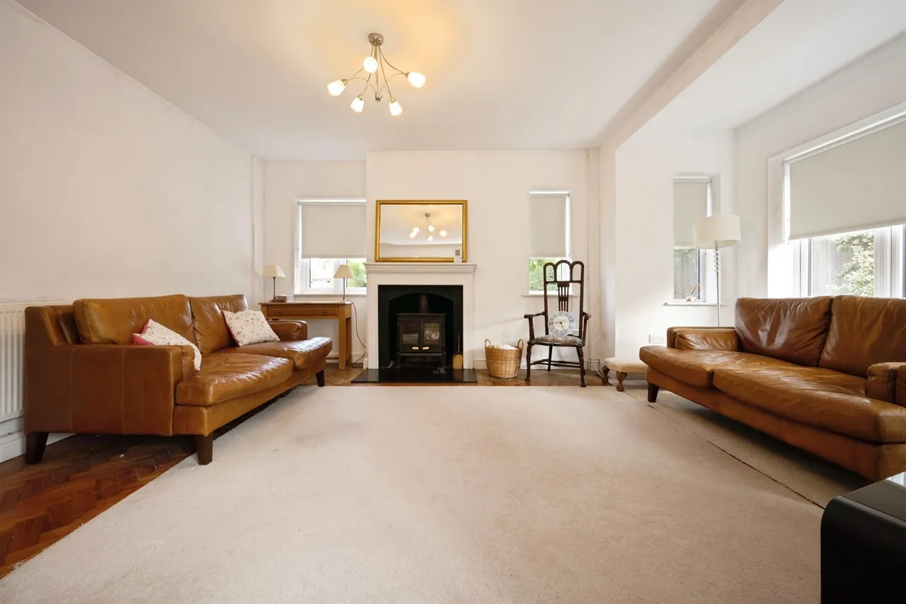 Marroway, Weston Turville, HP22, photo 7