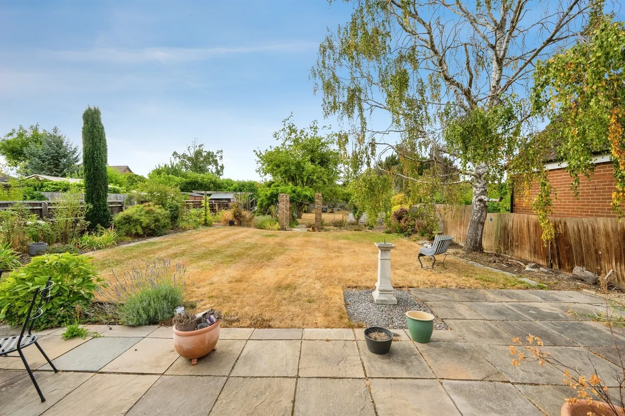 Marroway, Weston Turville, HP22, photo 24