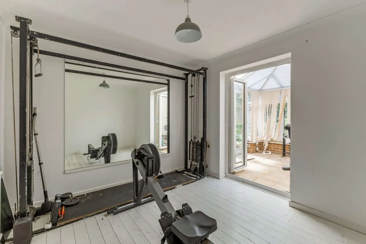 Hartley Close, Charlton Kings, Cheltenham, Gloucestershire, GL53 9DN, photo 8
