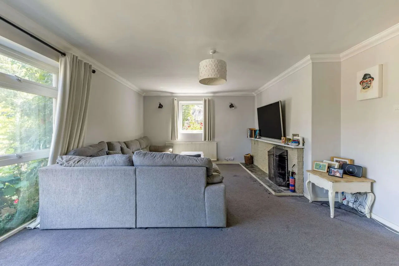 Hartley Close, Charlton Kings, Cheltenham, Gloucestershire, GL53 9DN, photo 4