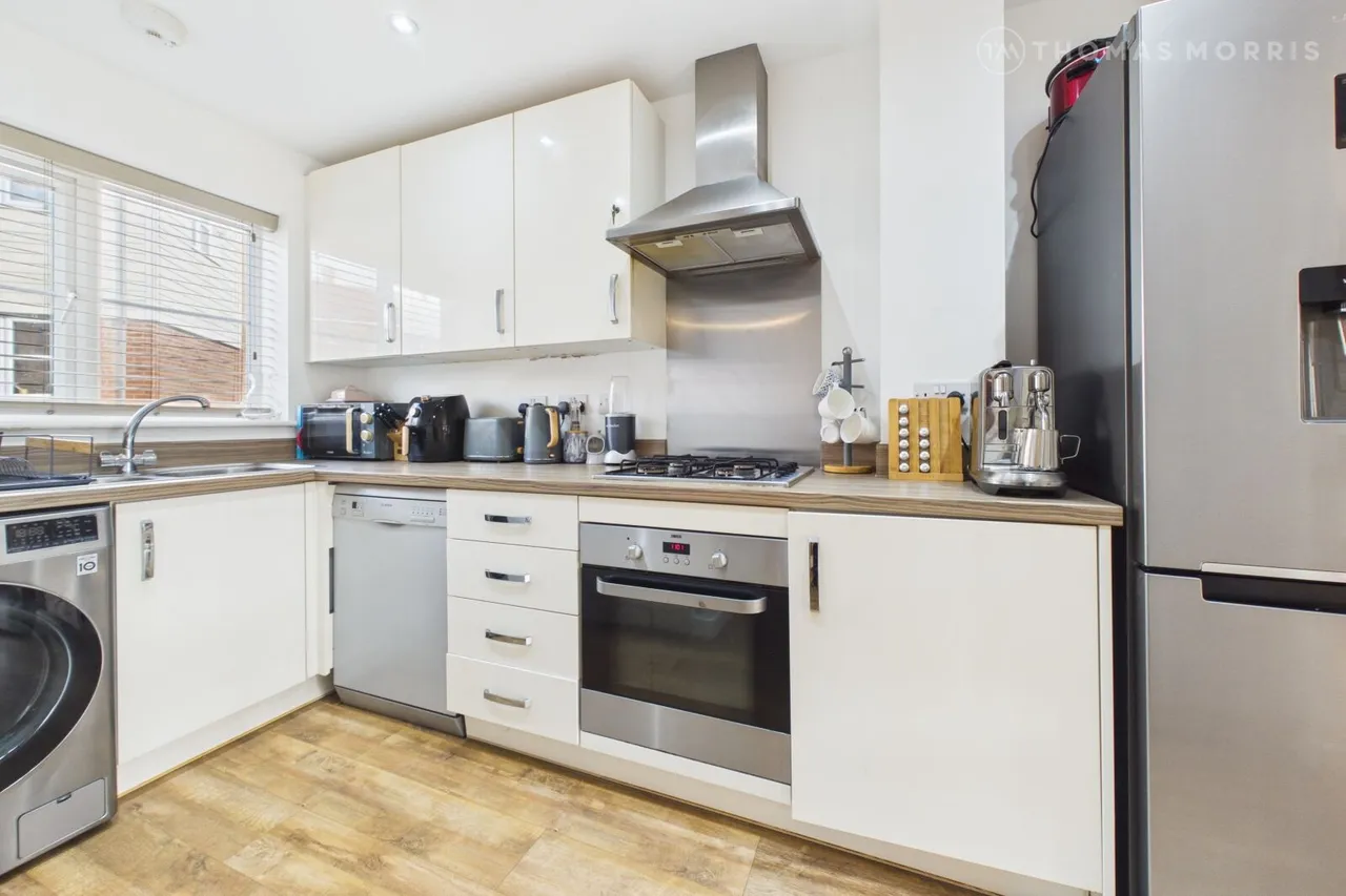 Simms Place, Potton, SG19, photo 2
