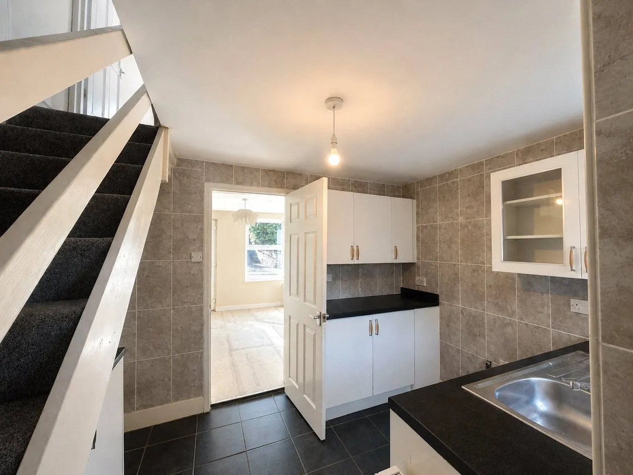 Hurdsfield Road, Macclesfield, Cheshire, SK10, photo 11