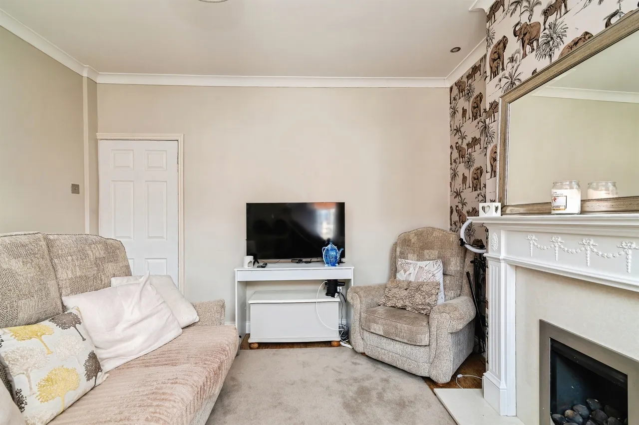 Logan Street, Nottingham, NG6, photo 6