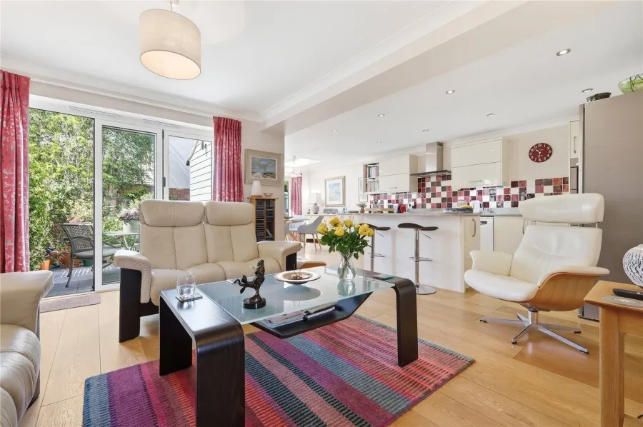 House Under Offer with 3 bedrooms in Saffron Walden, CB10, photo 5