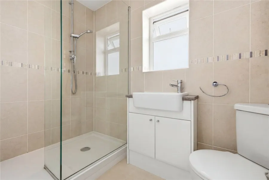 House Under Offer with 3 bedrooms in Saffron Walden, CB10, photo 8