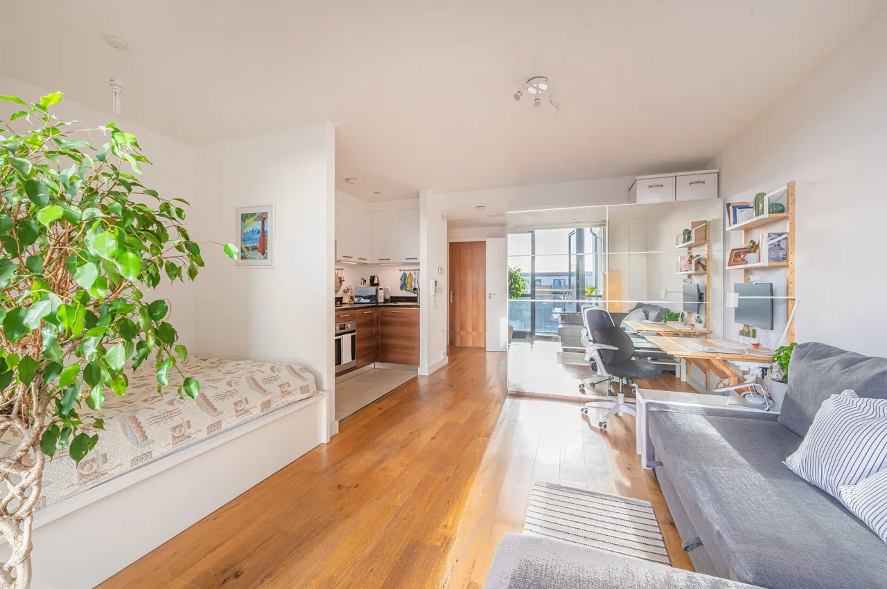 flat to rent — Flat 43, 1 Forge Square, London