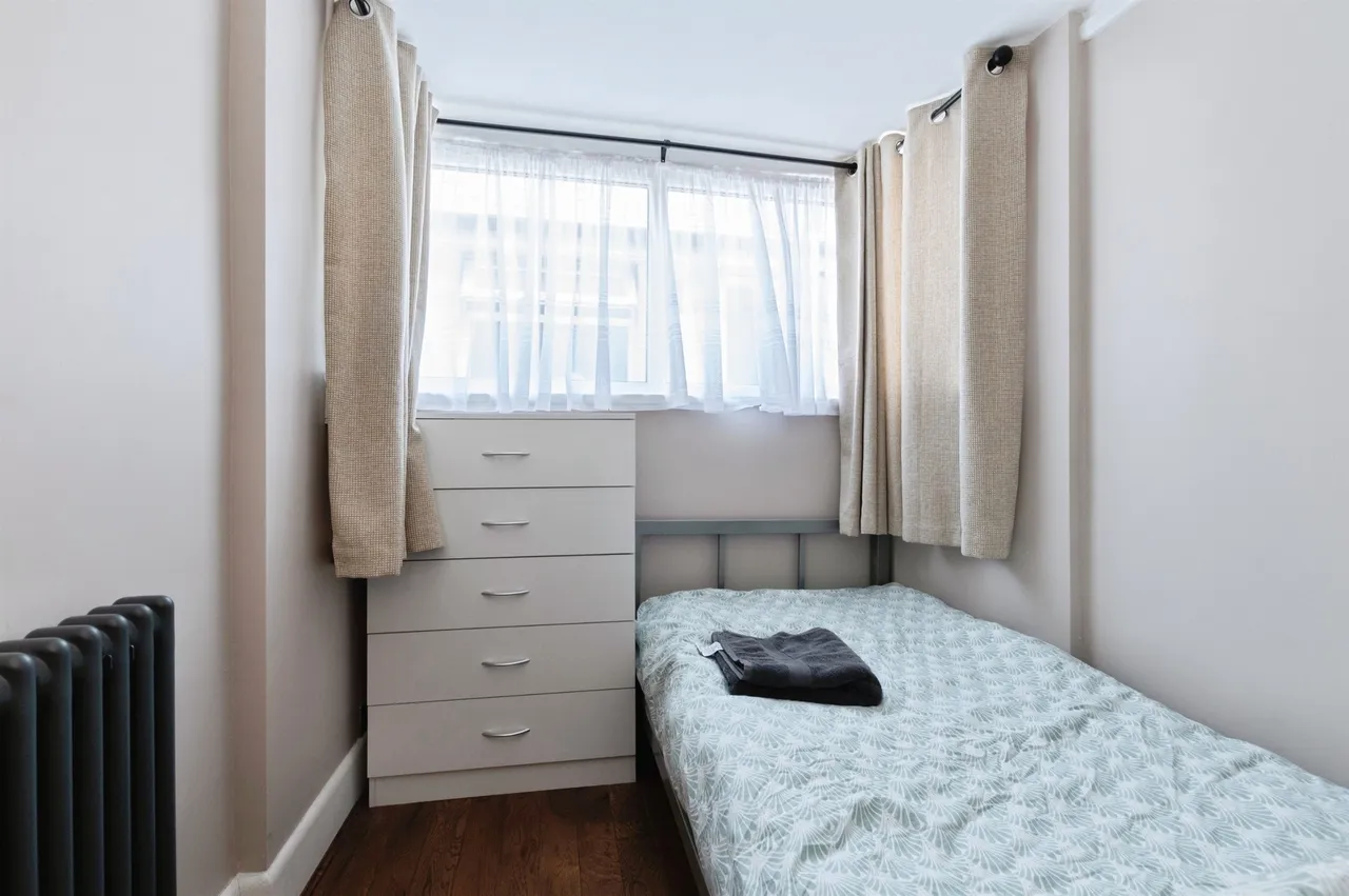 Redhill Drive, Bournemouth, BH10, photo 18