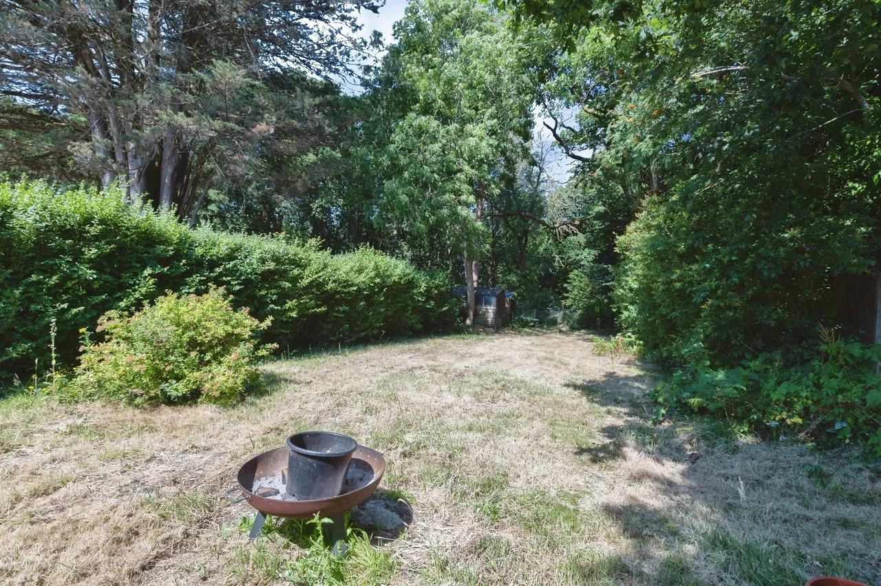 Redhill Drive, Bournemouth, BH10, photo 9