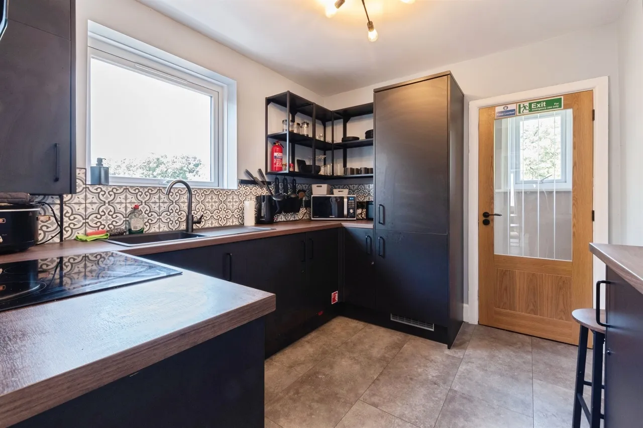 Redhill Drive, Bournemouth, BH10, photo 4
