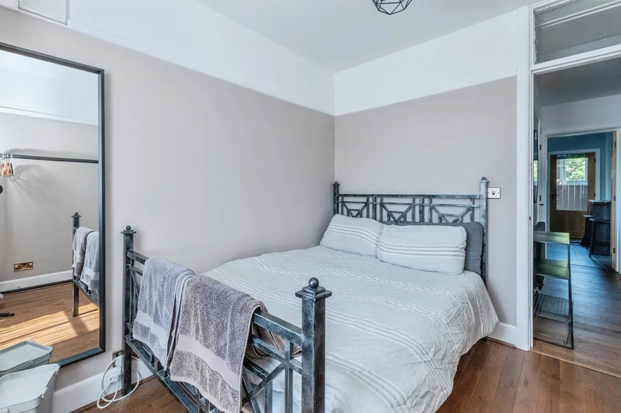 Redhill Drive, Bournemouth, BH10, photo 13