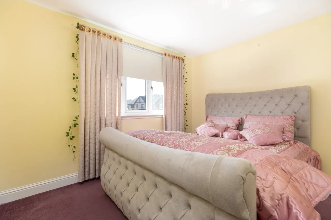 Sanquhar Drive, Crookston, G53, photo 18