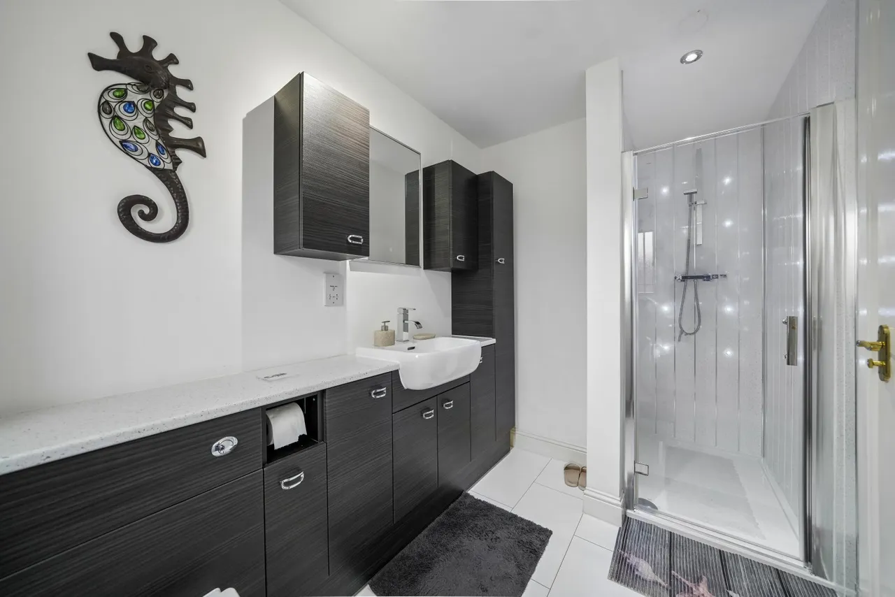 Sanquhar Drive, Crookston, G53, photo 17