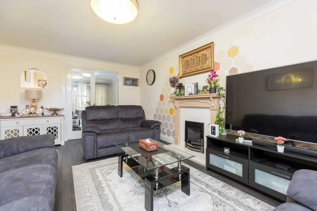 Sanquhar Drive, Crookston, G53, photo 3
