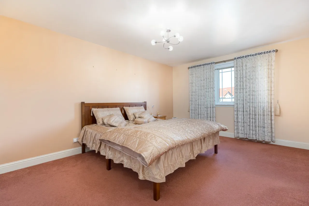 Sanquhar Drive, Crookston, G53, photo 13