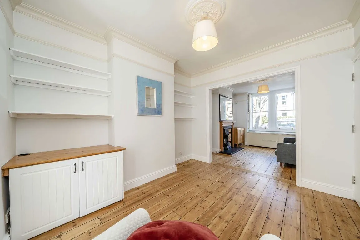 Keble Street, SW17, photo 2