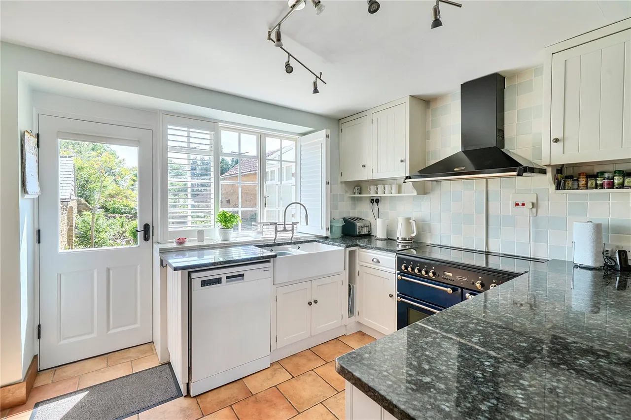 East Street, Martock, Somerset, TA12 6NG, photo 5