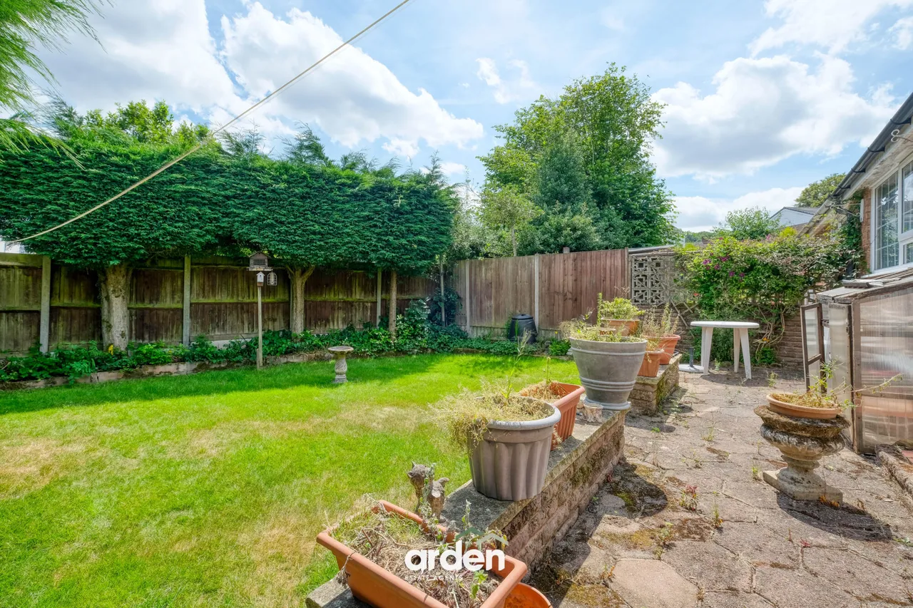 Beacon View, Rednal, B45, photo 2
