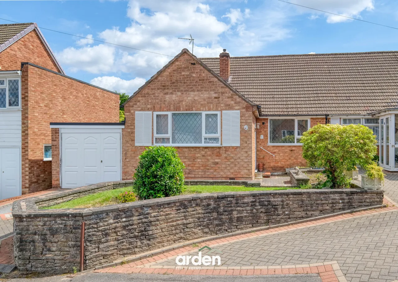 3 bed house for sale, Beacon View, Rednal, B45
