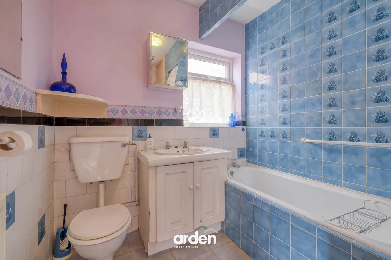 Beacon View, Rednal, B45, photo 9