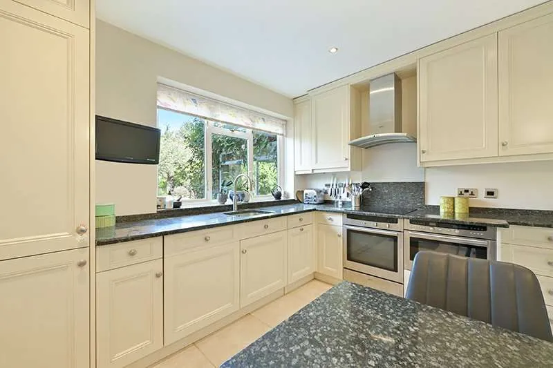 Westfield Road, Maidenhead, Berkshire, SL6 5AU, photo 11