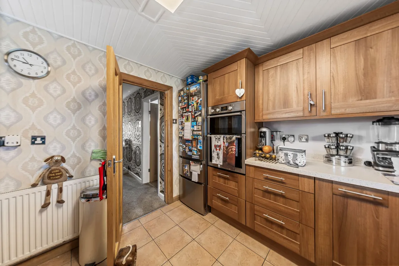 South Dale, Penketh, Warrington, WA5 2AD, photo 5