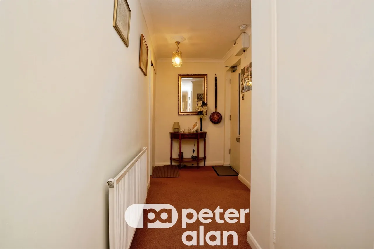 Foxwood Close, Newport, NP10, photo 11