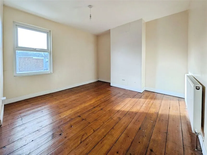 North Road, Queenborough, Kent, ME11, photo 10