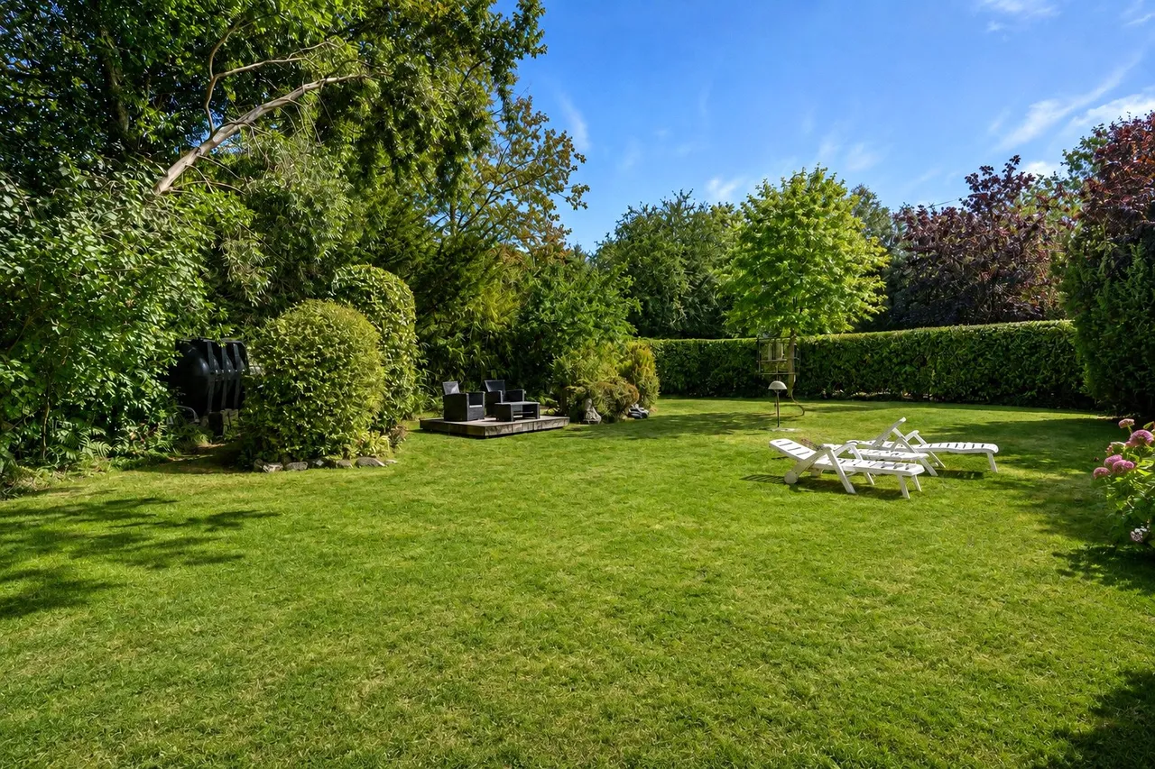 Elm Corner, Ockham, GU23, photo 10