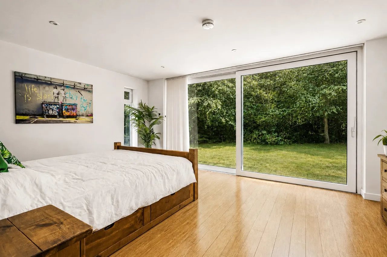 Elm Corner, Ockham, GU23, photo 4