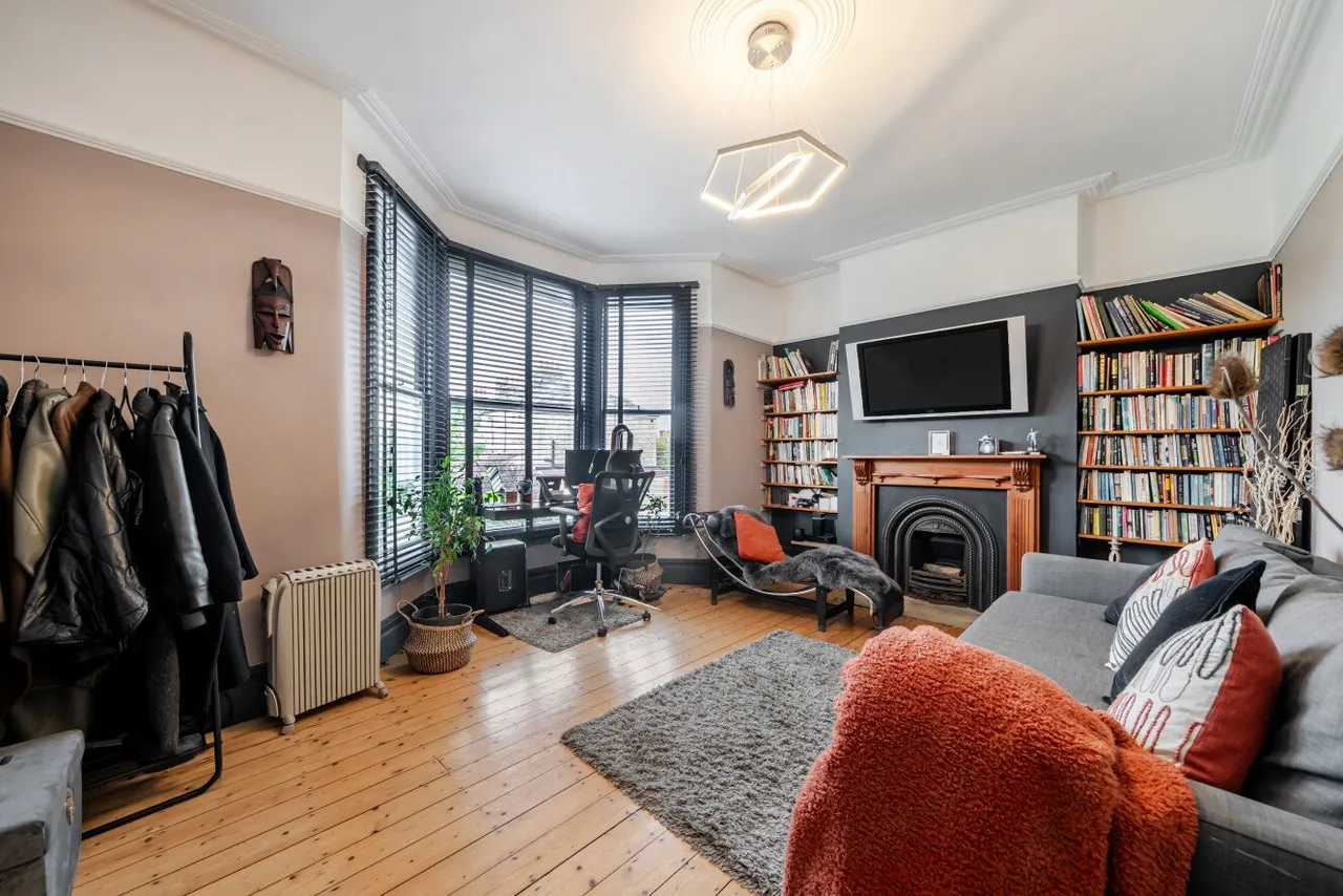 4 bed house for sale — Abbotshall Road, Catford, London, SE6