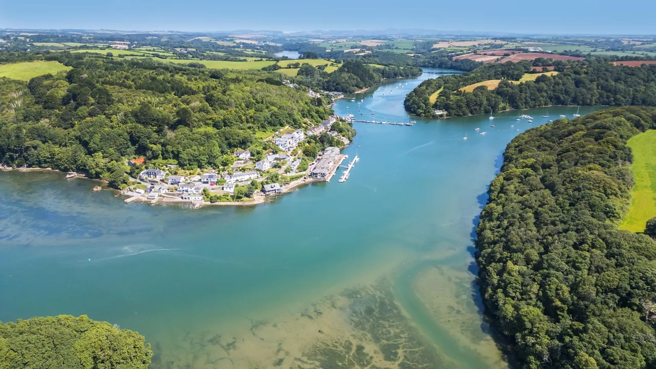 Detached home with incredible river views, Malpas, photo 3