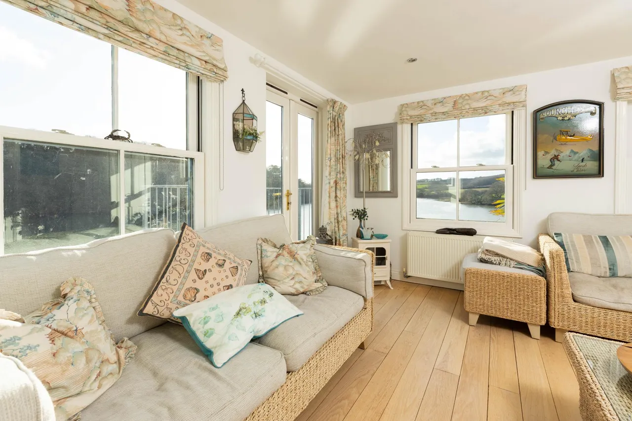 Detached home with incredible river views, Malpas, photo 6