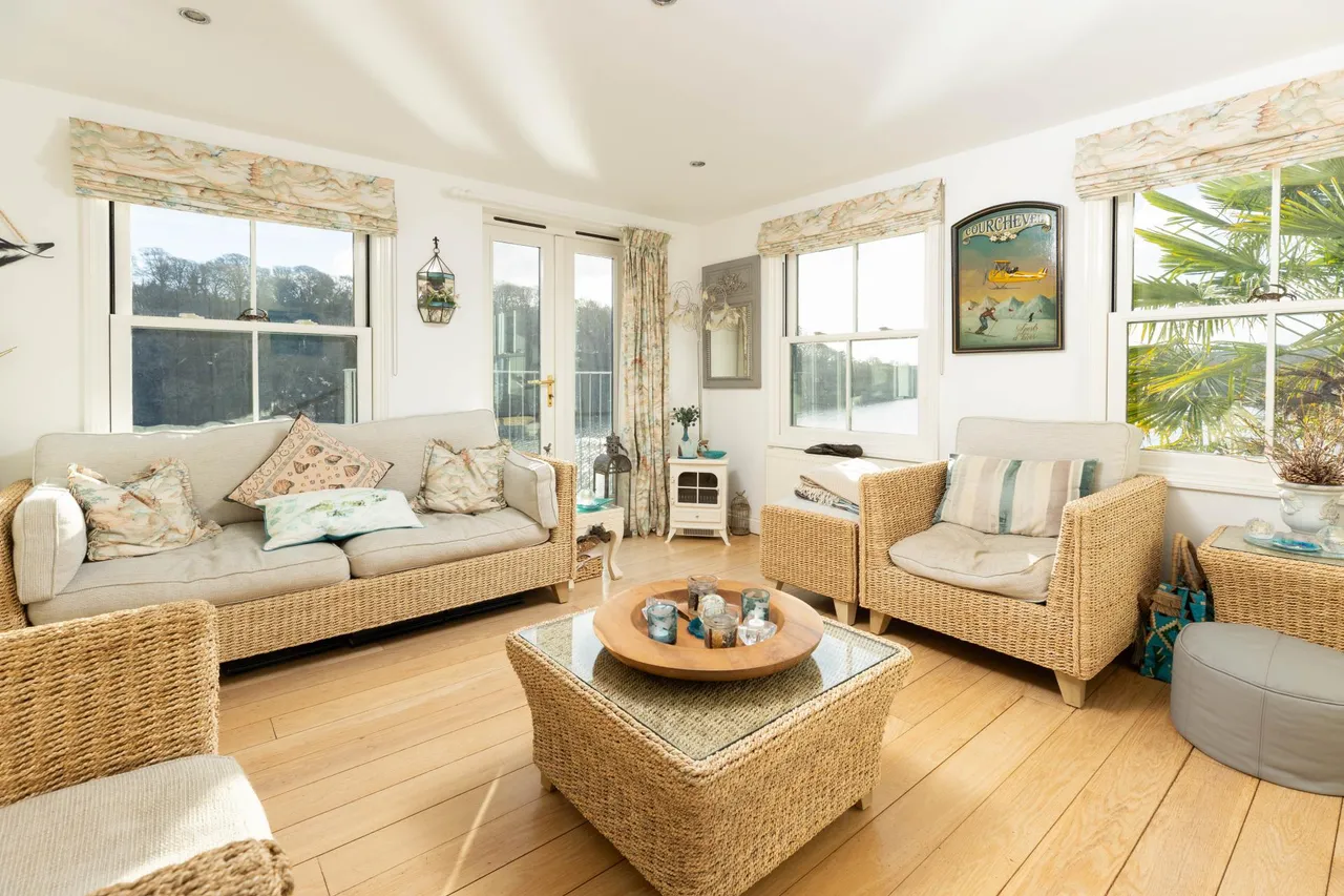 Detached home with incredible river views, Malpas, photo 7