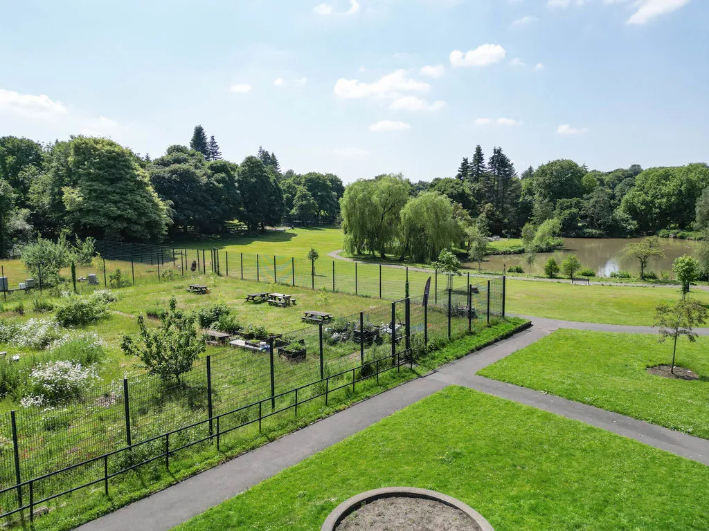 Marland Green, Rochdale OL11 4RD, photo 21