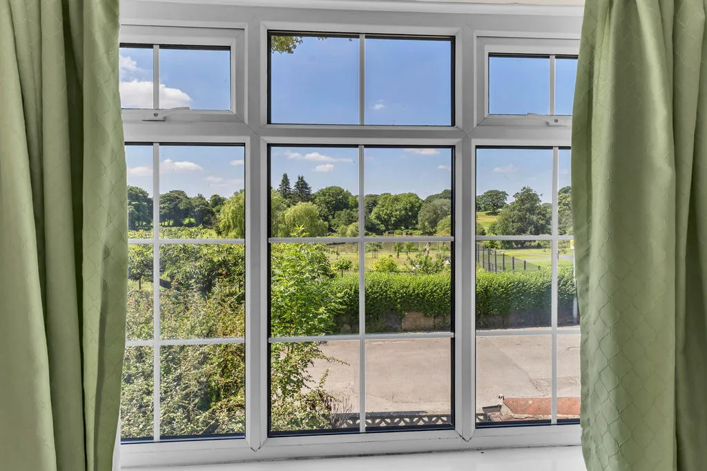 Marland Green, Rochdale OL11 4RD, photo 12