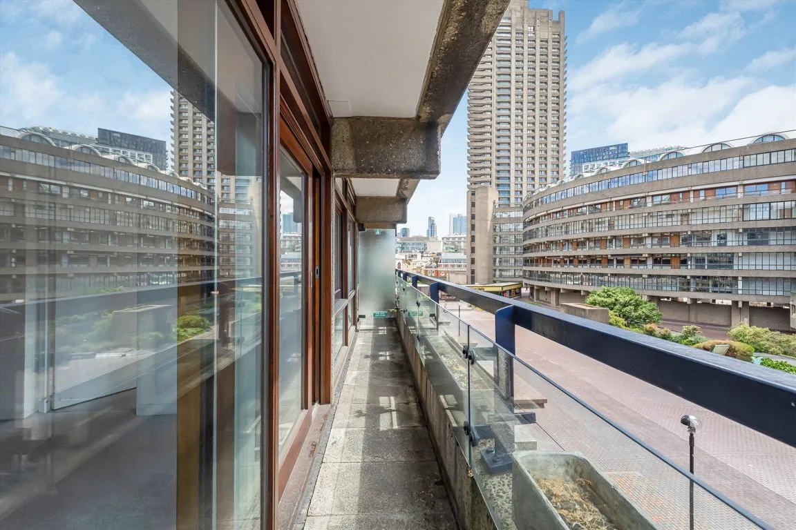 Barbican, EC2Y, photo 7