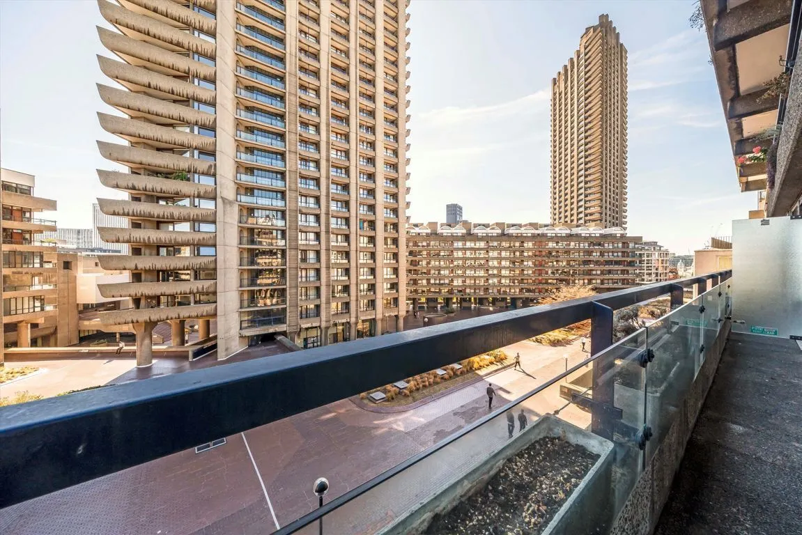 Barbican, EC2Y, photo 5