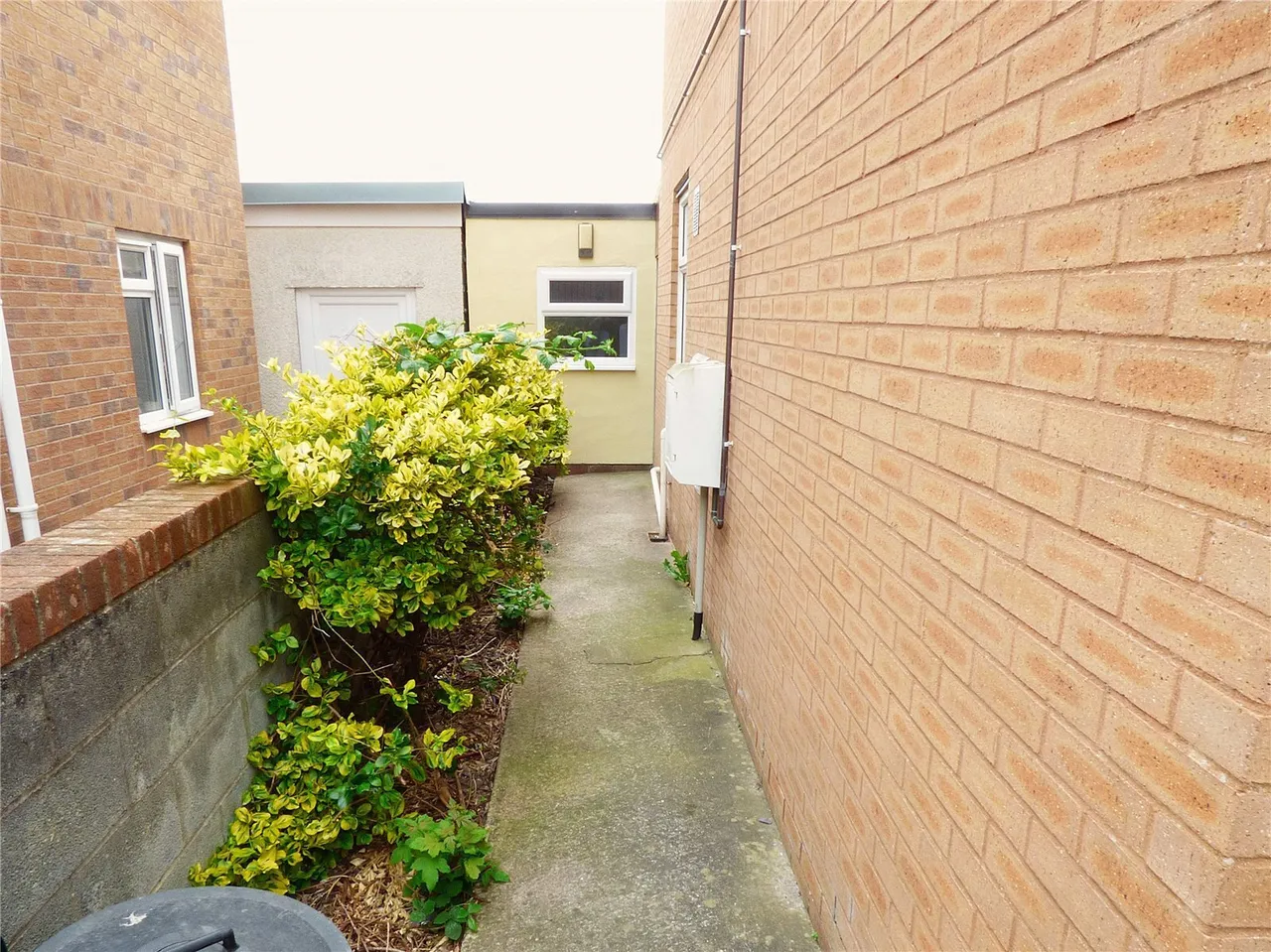 Heol Y Garth, Penparcau, SY23, photo 27