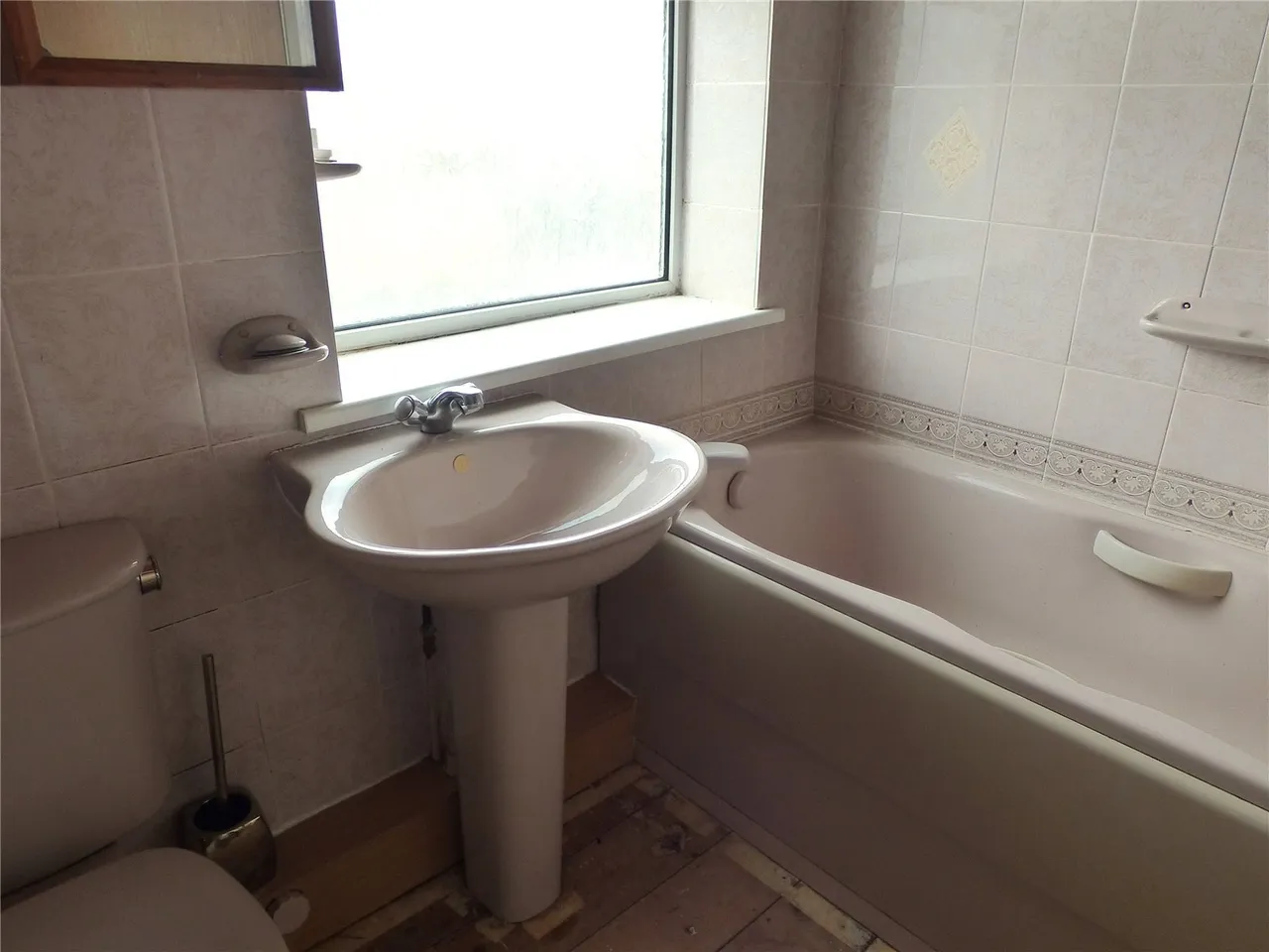 Heol Y Garth, Penparcau, SY23, photo 11