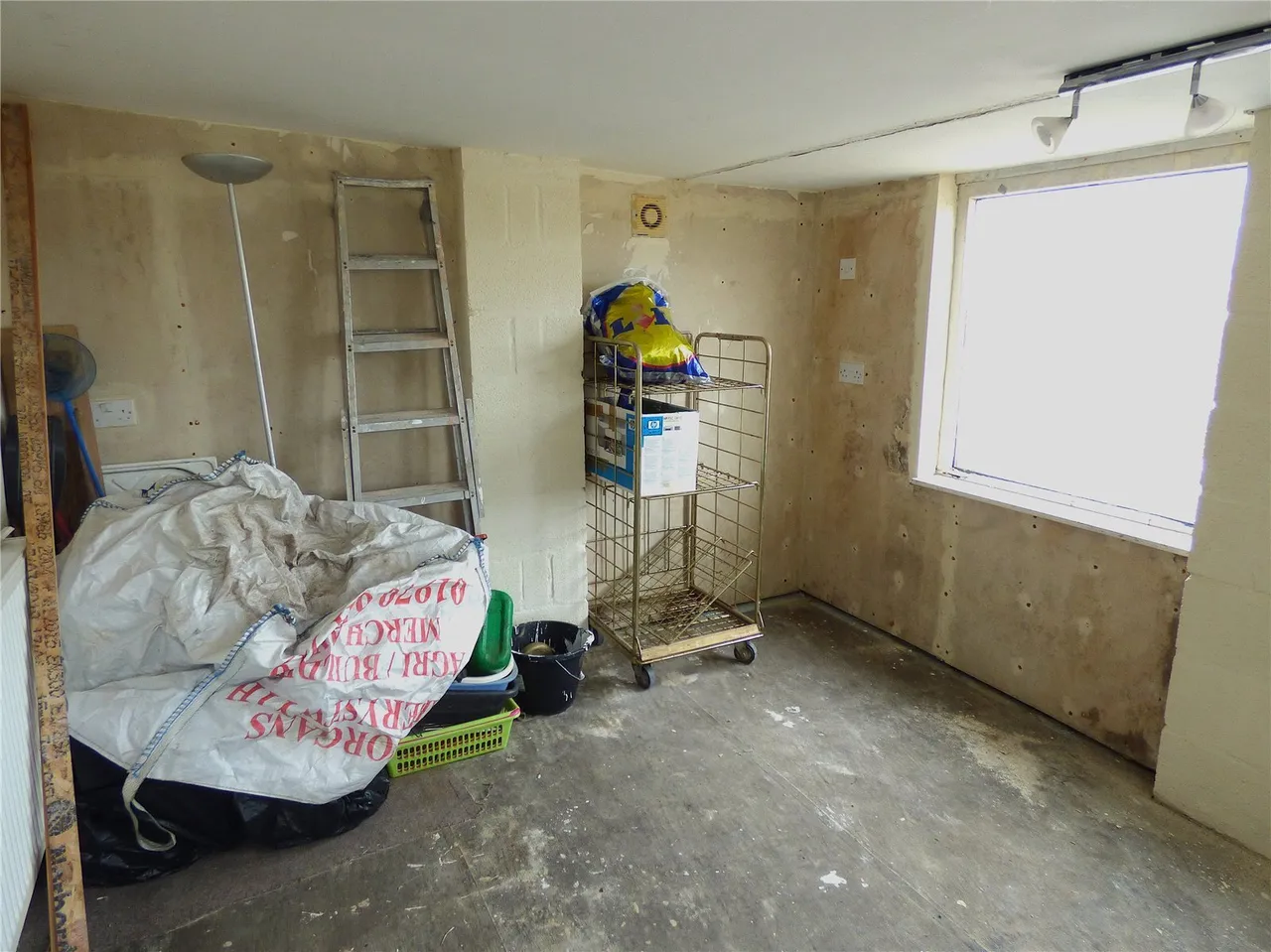 Heol Y Garth, Penparcau, SY23, photo 21