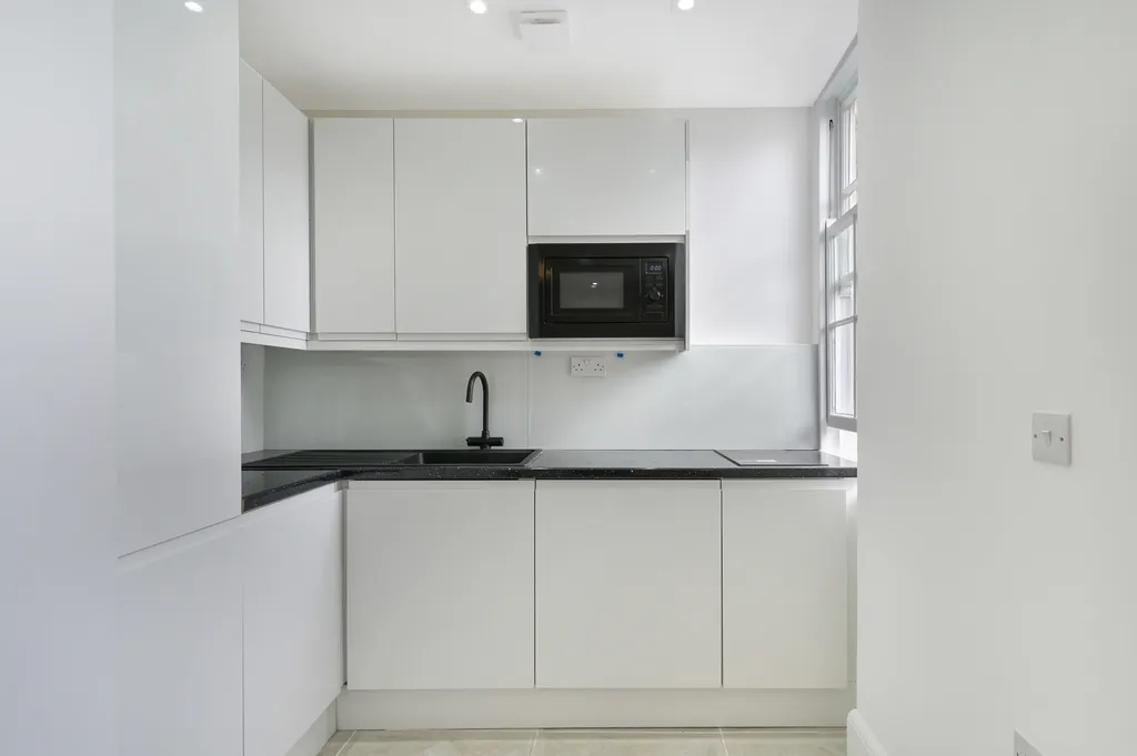 Queensway, London, W2, photo 7